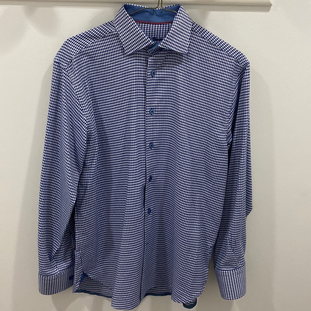 Men’s Visconti Black Dress Shirt. Long Sleeve. Size S. Dry cleaned.